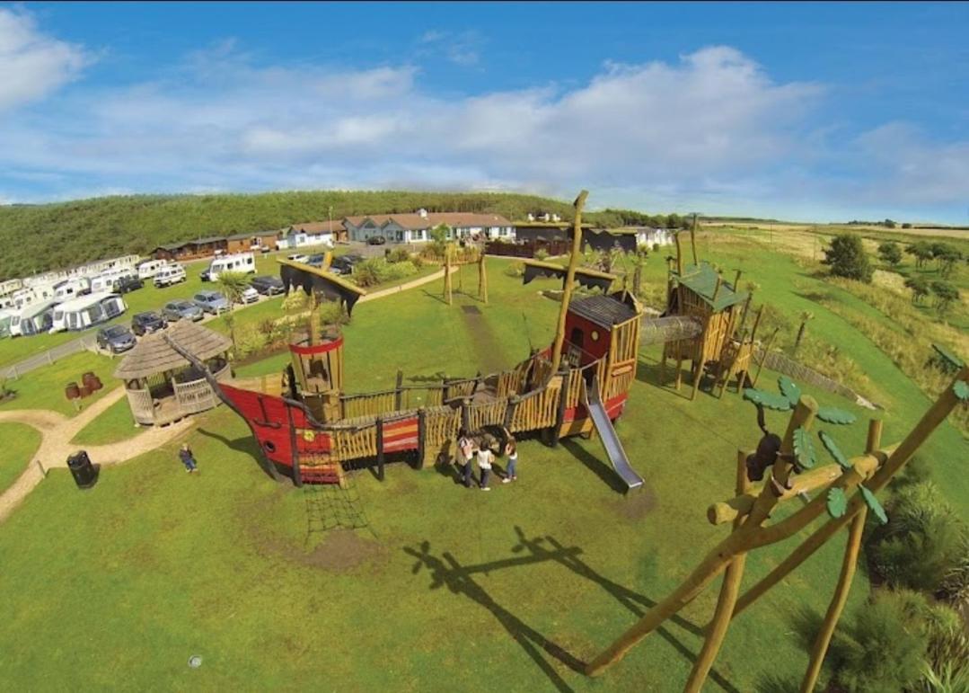 Coastal Caravan Elie Sleeps 6 Exteriör bild
